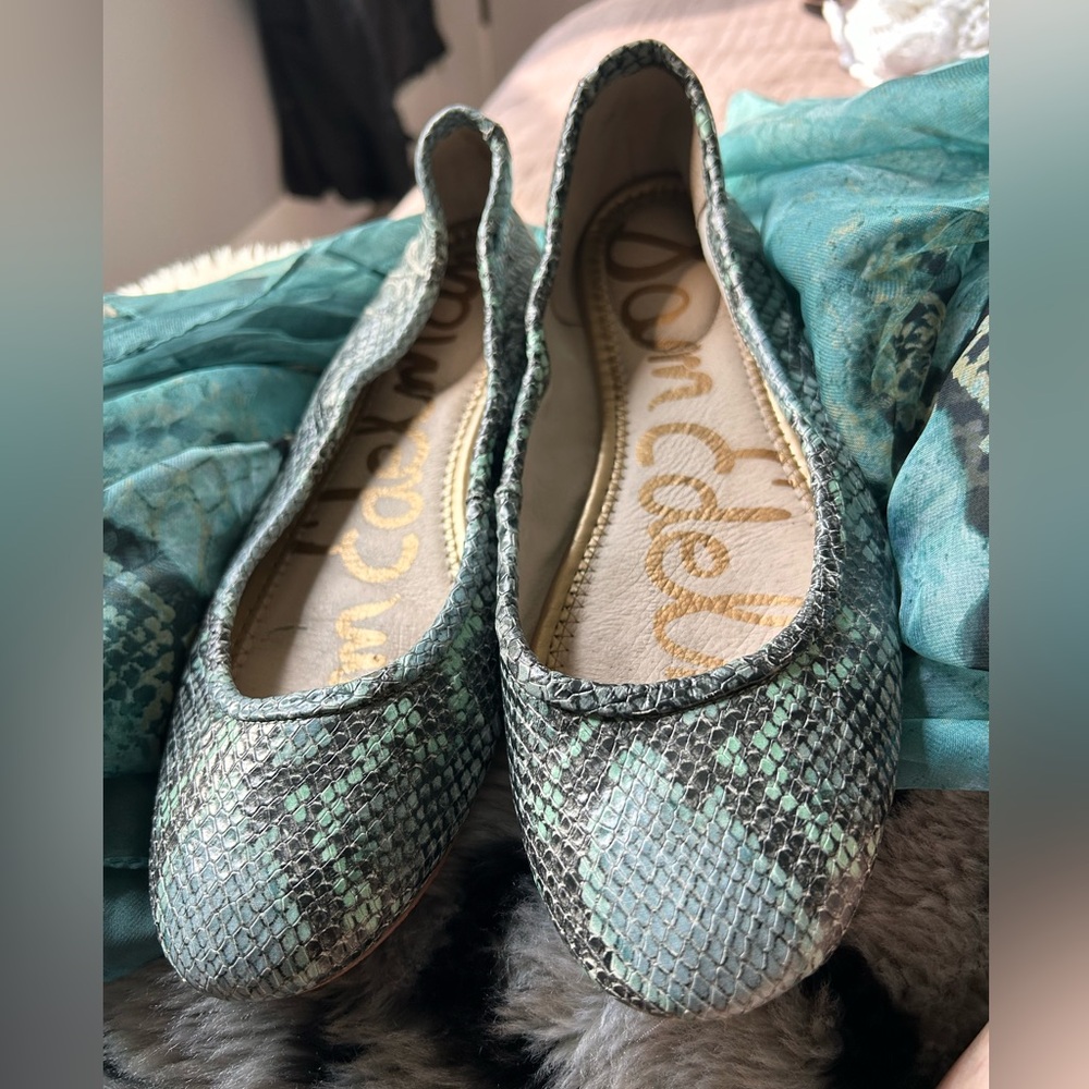 Sam Edelman snakeskin Flats